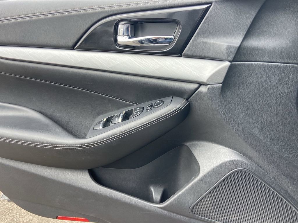 Used 2018 Nissan Maxima 3.5 SL FWD image 19