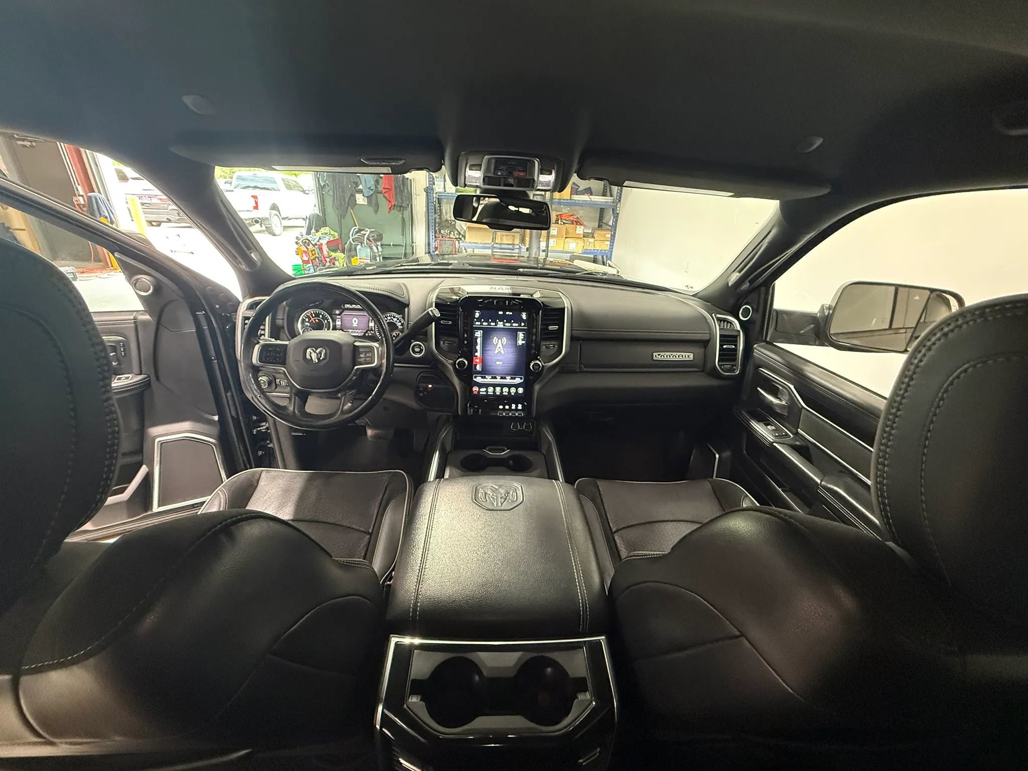 Used 2020 RAM 2500 Laramie AWD/4WD image 17
