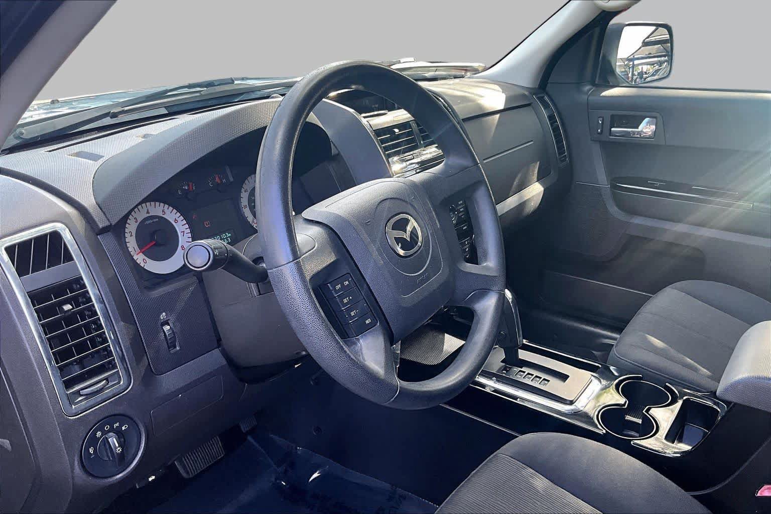 Used 2010 MAZDA Tribute i Sport FWD image 17