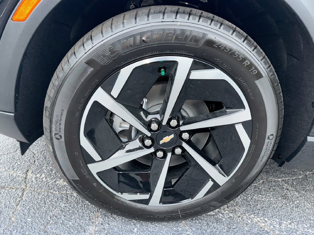 New 2026 Chevrolet Equinox EV LT FWD image 12