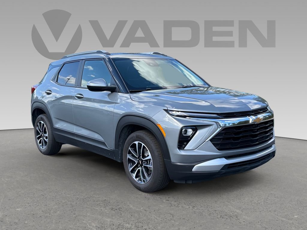 Used 2025 Chevrolet TrailBlazer LT
