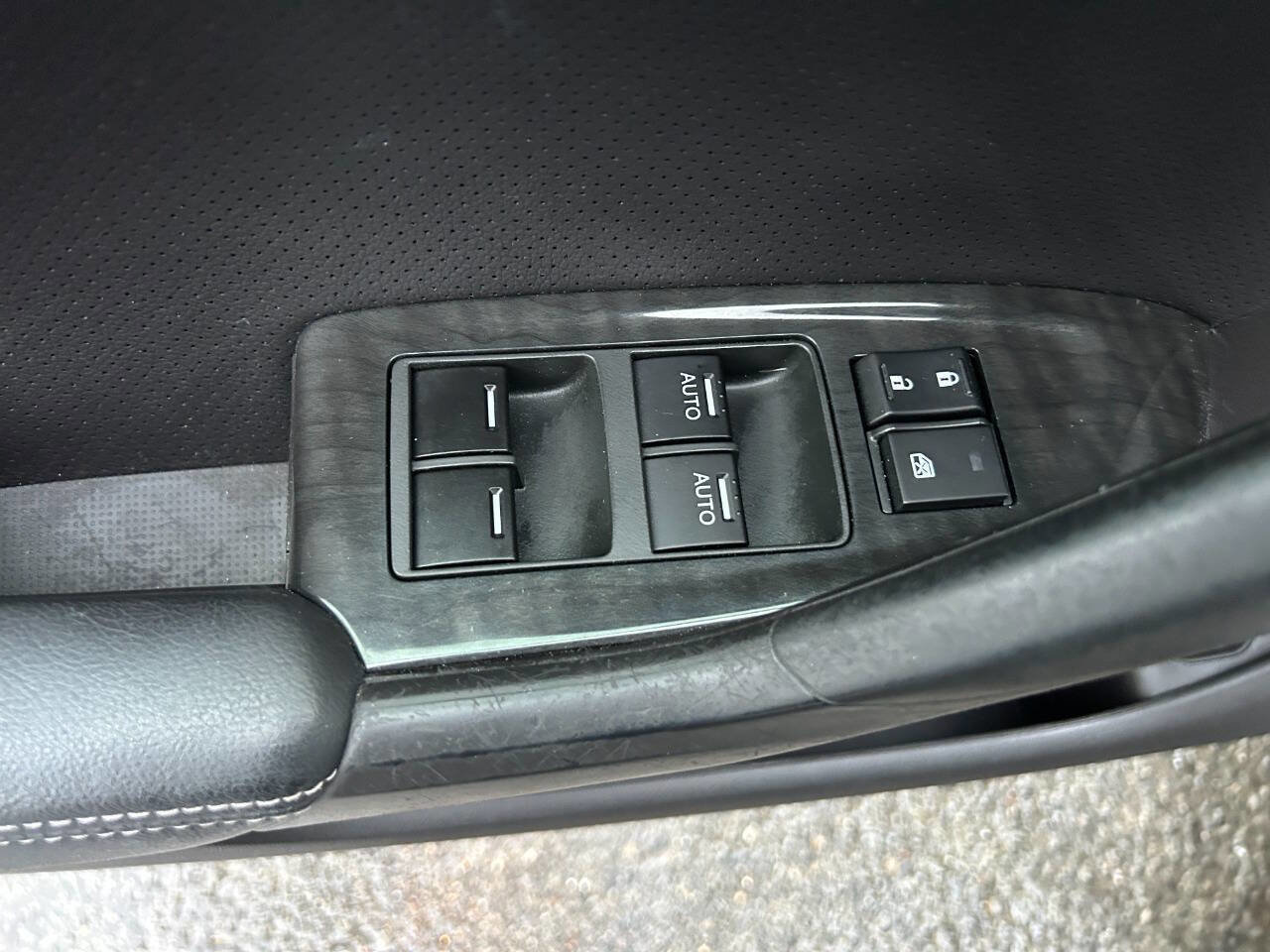 Used 2012 Acura TSX Sedan image 22