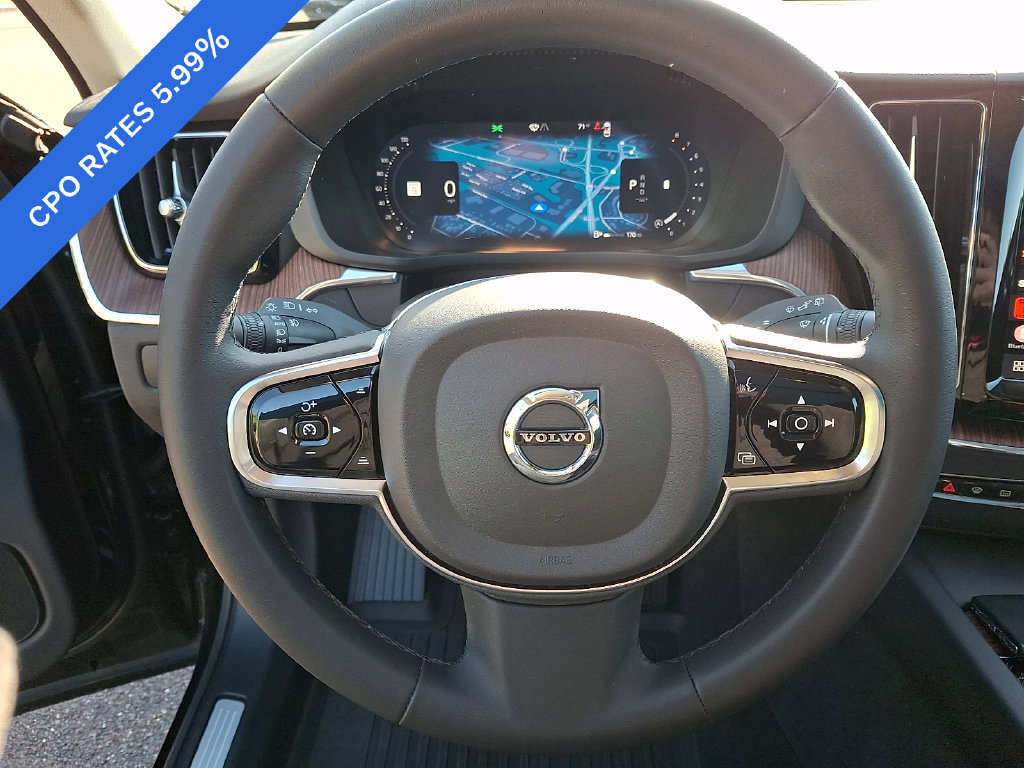 Certified 2024 Volvo XC60 B5 Plus w/ Protection Package Premier AWD/4WD image 21