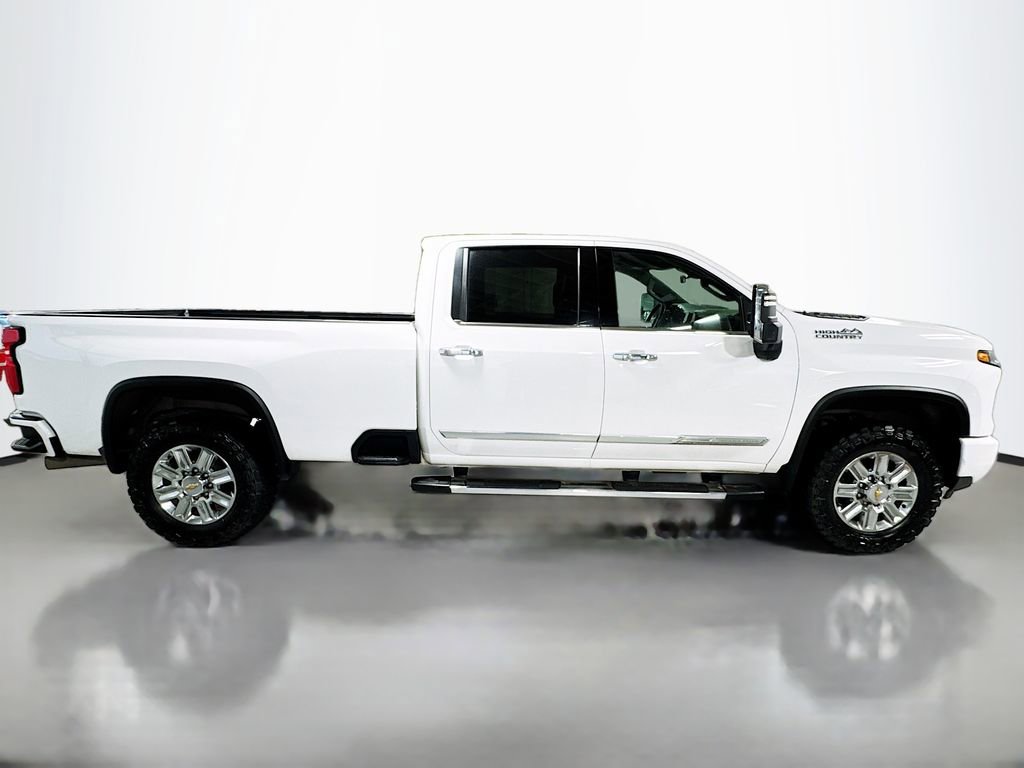Used 2024 Chevrolet Silverado 3500 High Country w/ High Country Premium Package image 5