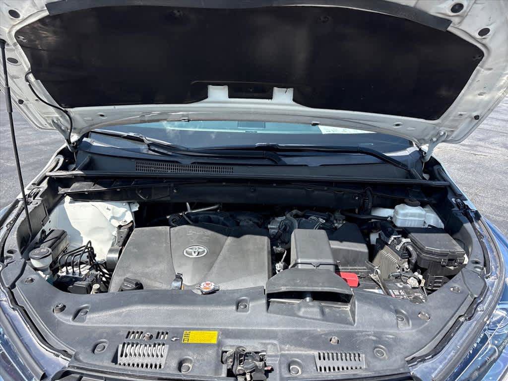 Used 2019 Toyota Highlander Limited AWD/4WD image 31
