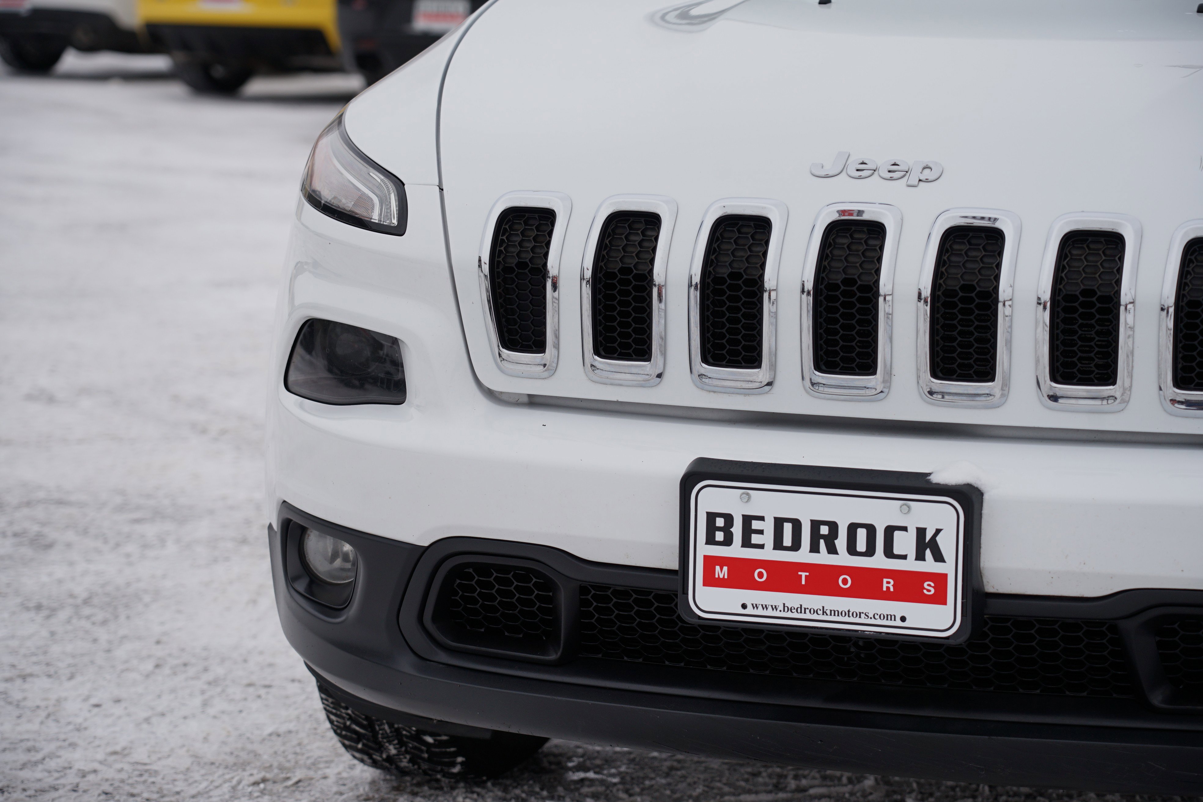 Used 2016 Jeep Cherokee Latitude w/ Cold Weather Group image 9