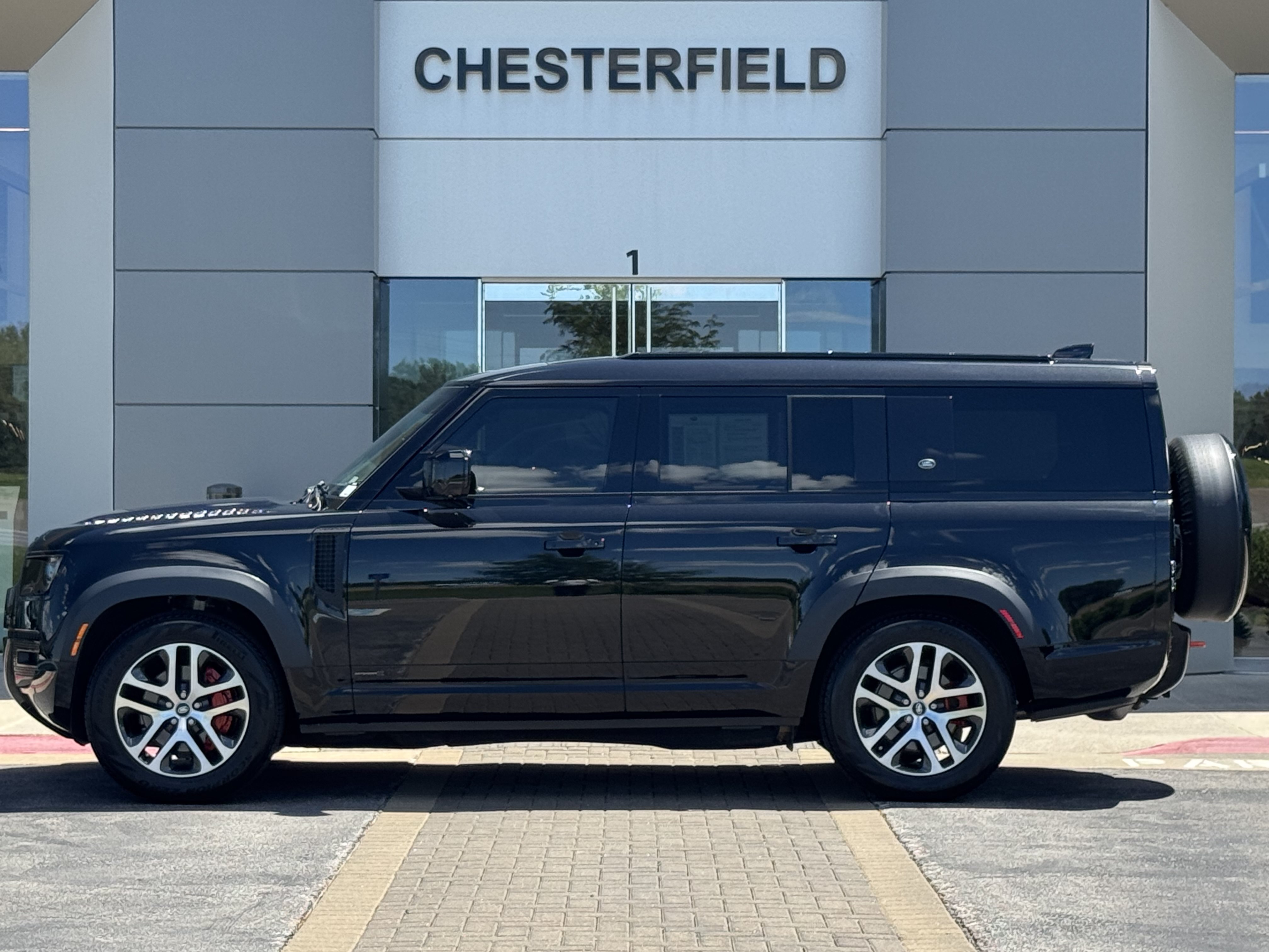 Certified 2023 Land Rover Defender 130 X AWD/4WD image 6