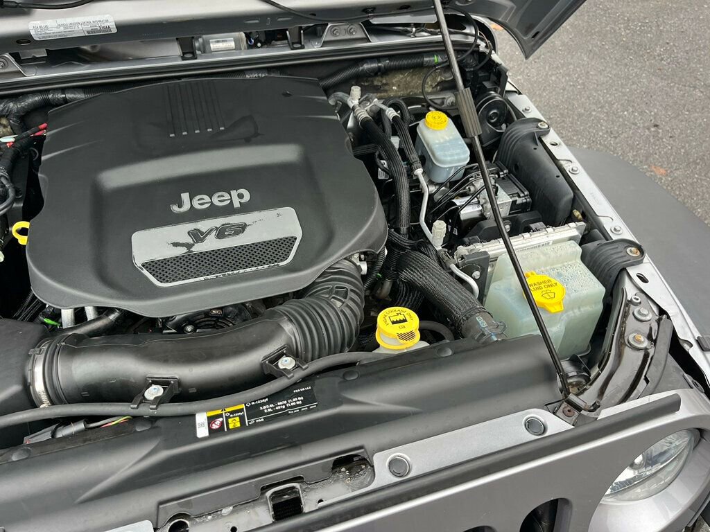 Used 2018 Jeep Wrangler Sport image 44