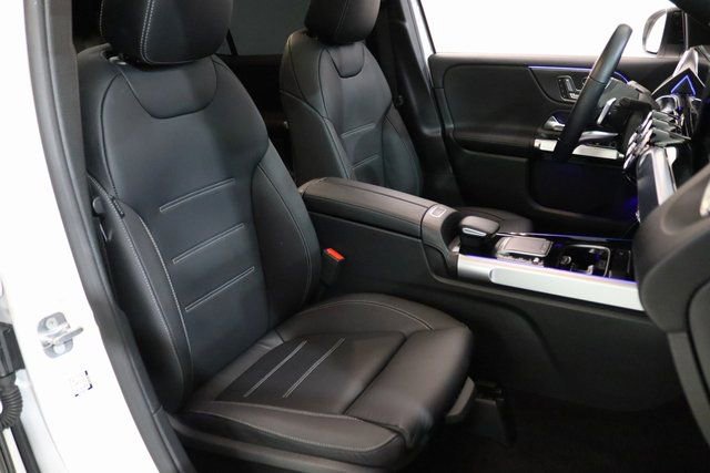 Used 2023 Mercedes-Benz GLB 250 4MATIC image 19