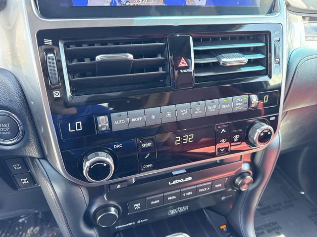 Used 2022 Lexus GX 460 Luxury w/ Sport Design Package image 19