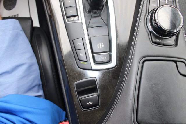 Used 2017 BMW 650i Convertible RWD image 35