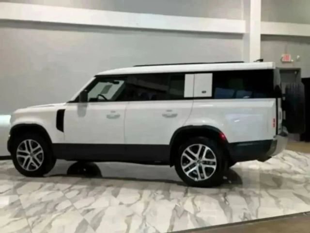 Used 2024 Land Rover Defender 130 S image 34