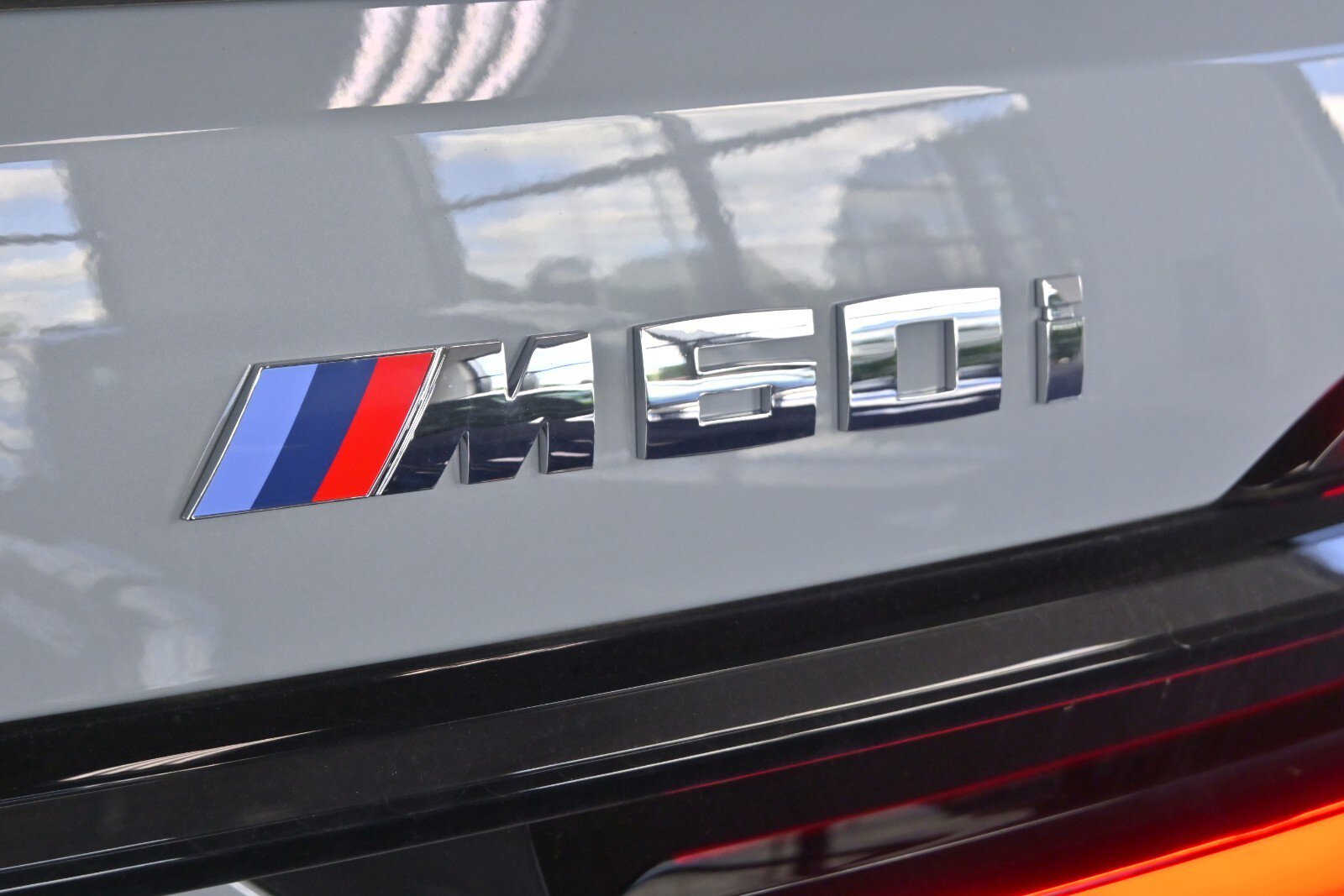 New 2025 BMW X7 M60i w/ Executive Package image 5