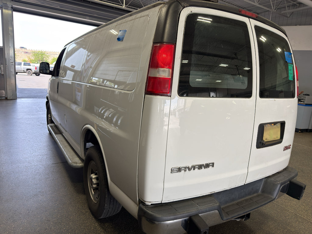 Used 2019 GMC Savana 2500 w/ Driver Convenience Package RWD image 3