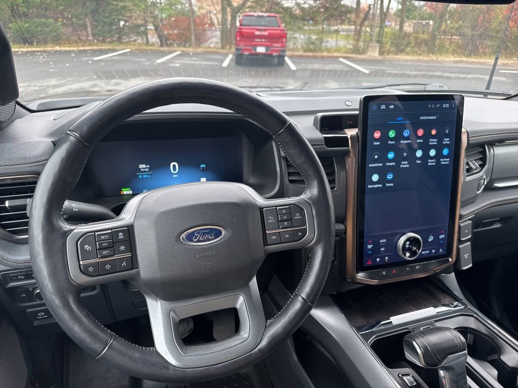 Used 2022 Ford F150 Lightning Lariat image 18