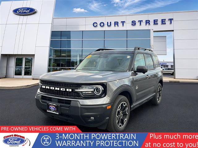 Certified 2025 Ford Bronco Sport Outer Banks w/ Outer Banks Tech Package+ AWD/4WD image 1