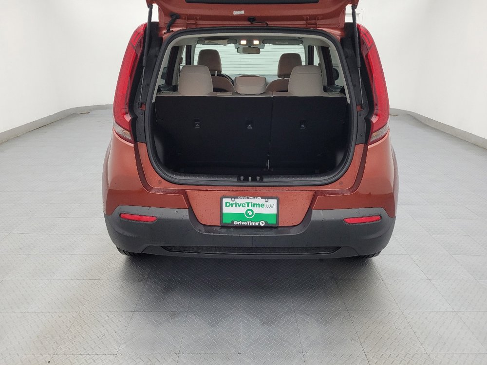 Used 2021 Kia Soul LX image 29
