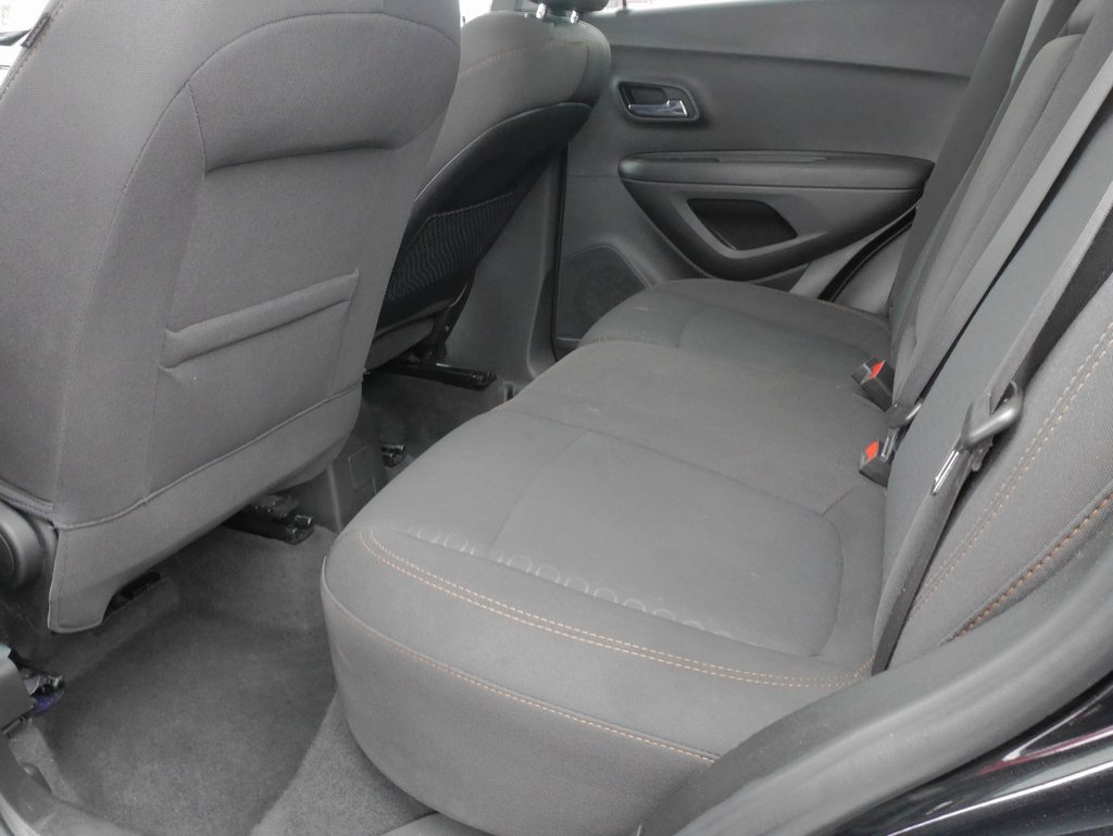 Used 2020 Chevrolet Trax LS w/ Tint and Cruise Package image 11
