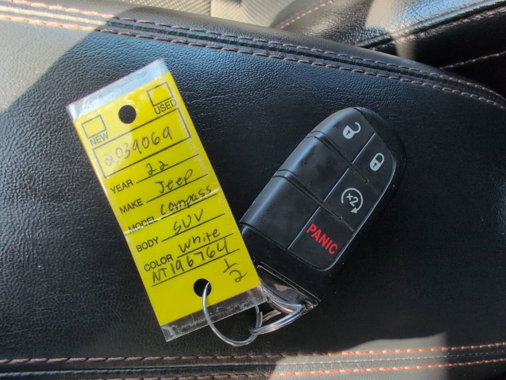 Used 2022 Jeep Compass Limited image 60