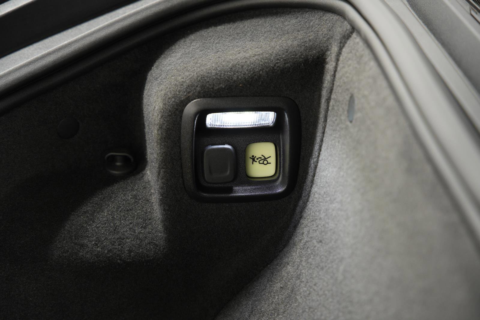 Used 2024 Chevrolet Corvette Stingray Premium Conv w/ Stealth Interior Trim Package image 25