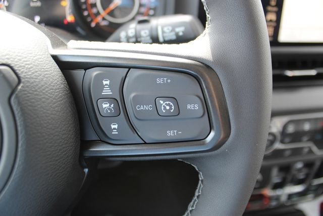 New 2026 Jeep Wrangler Unlimited Rubicon w/ Safety Group AWD/4WD image 14
