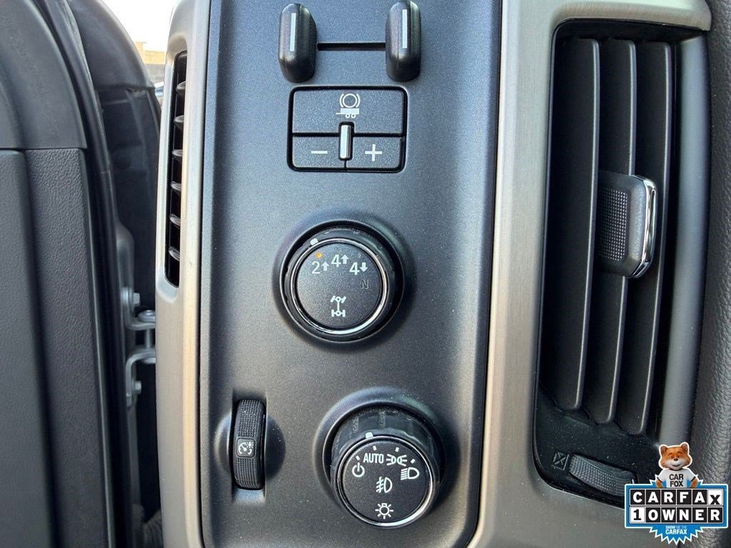 Used 2019 GMC Sierra 2500 Denali w/ Duramax Plus Package AWD/4WD image 14