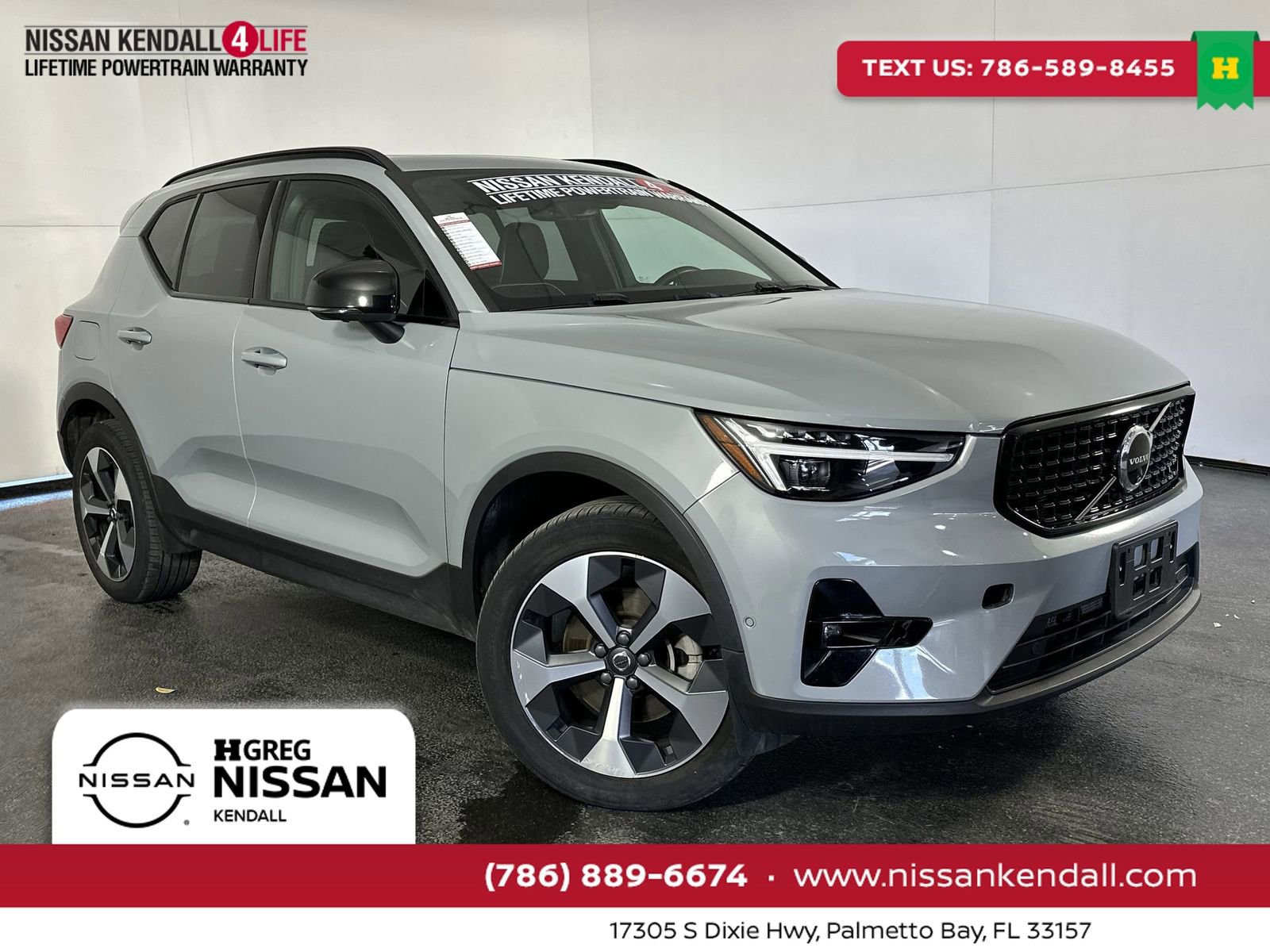 Used 2024 Volvo XC40 B5 Plus