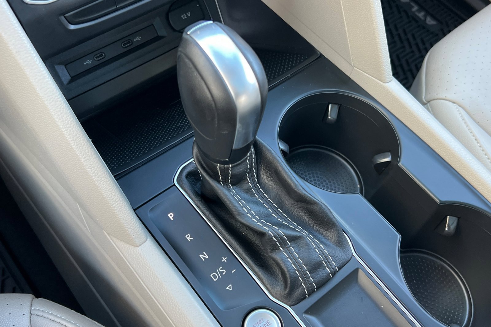 Used 2021 Volkswagen Atlas SE image 22