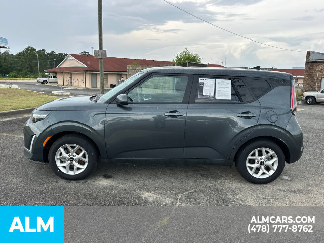 Used 2025 Kia Soul LX w/ LX Technology Package FWD image 9