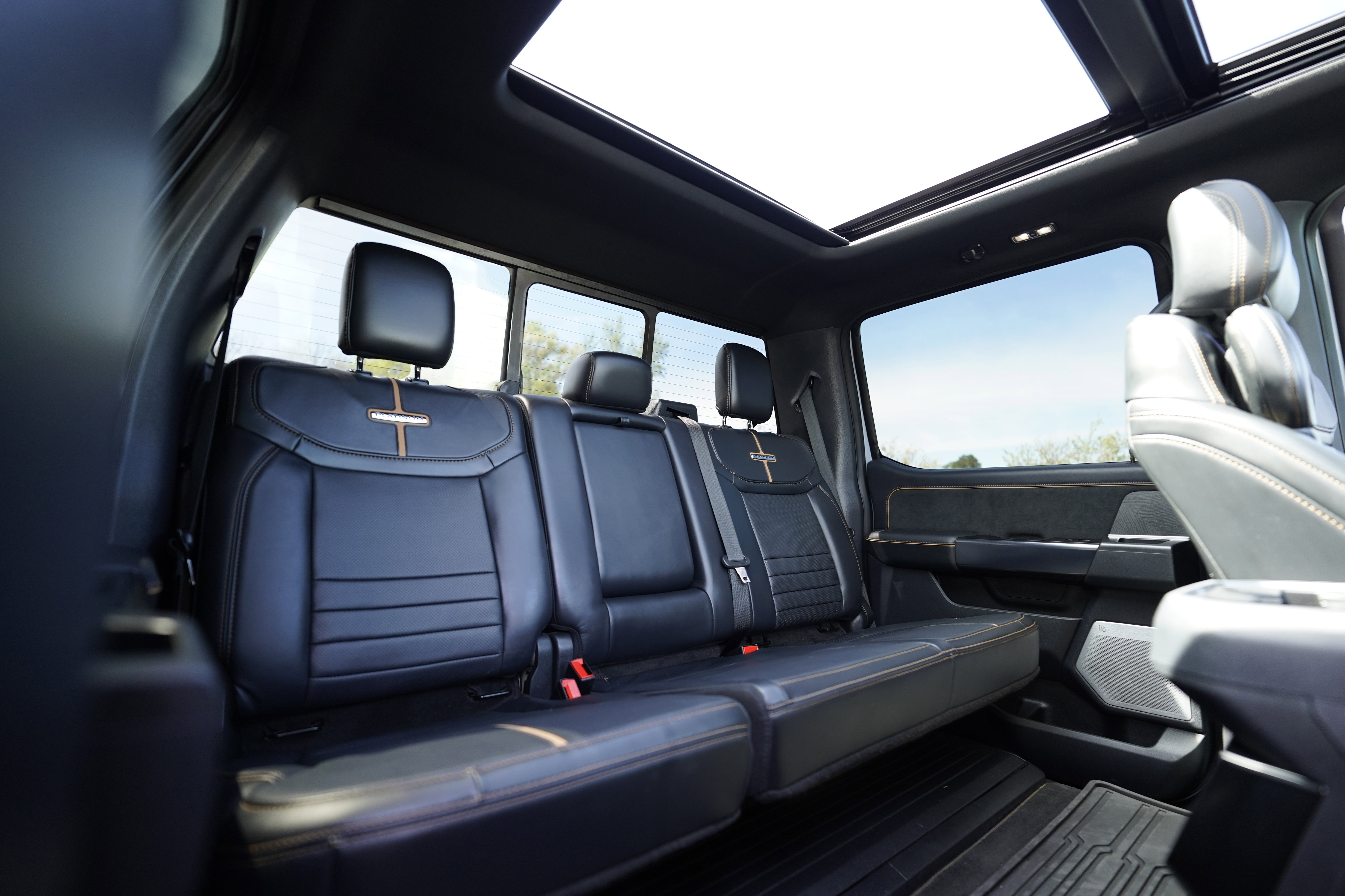 Used 2024 Ford F250 Platinum AWD/4WD image 18