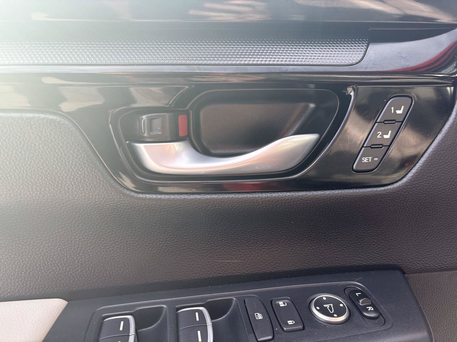 Used 2023 Honda CR-V EX-L image 15