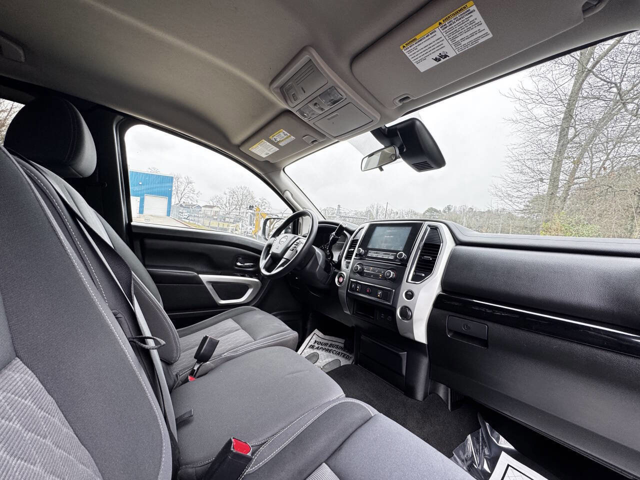 Used 2021 Nissan Titan SV w/ Accessory Utility Package image 11