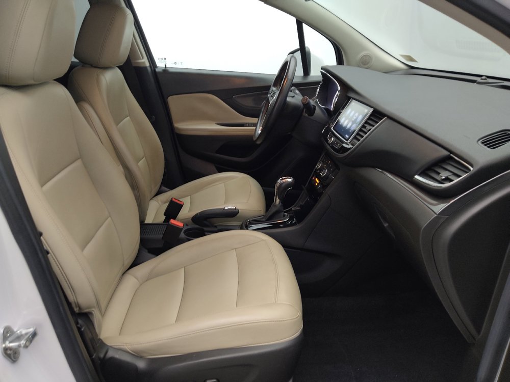 Used 2017 Buick Encore Essence FWD image 21