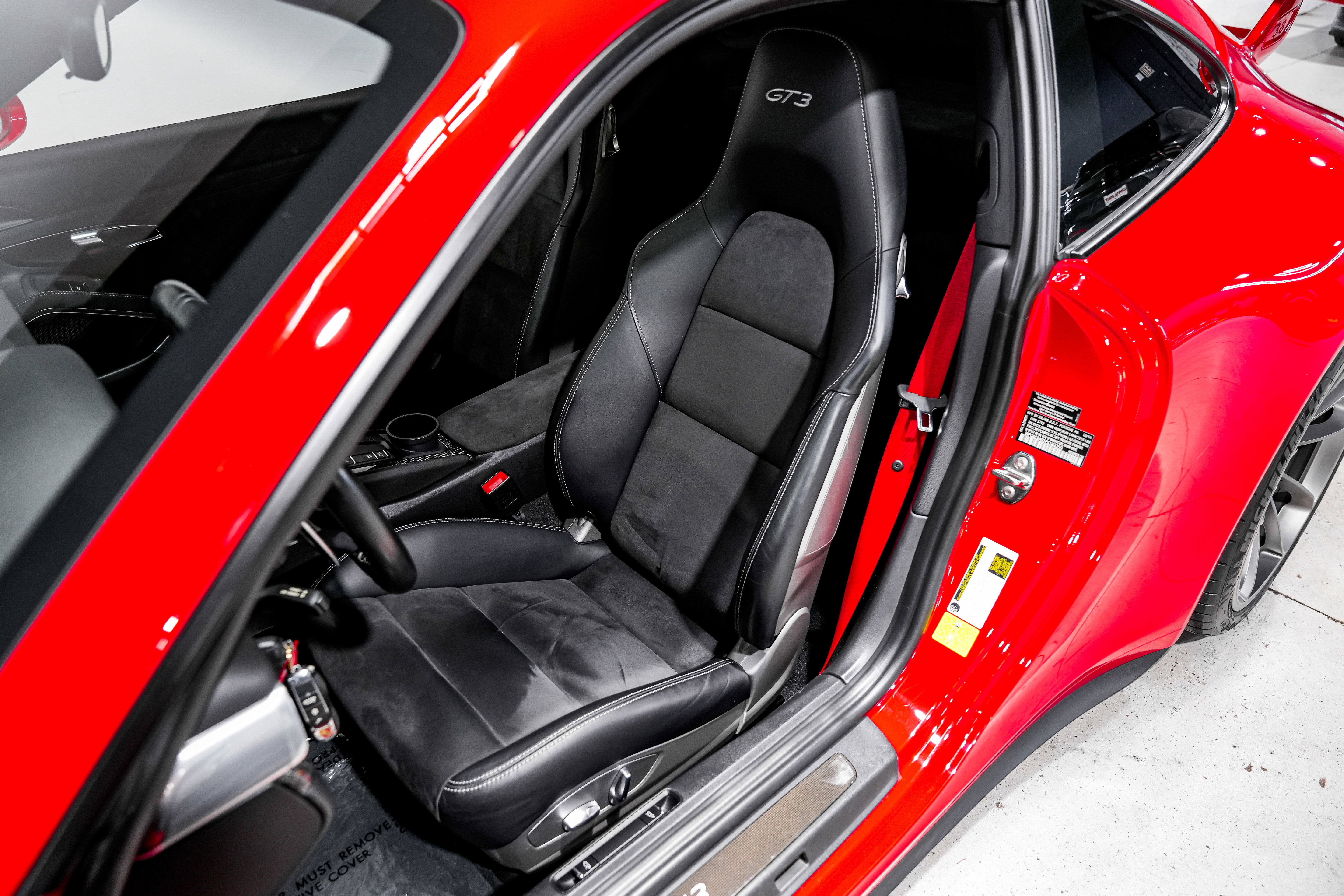 Used 2015 Porsche 911 GT3 image 19