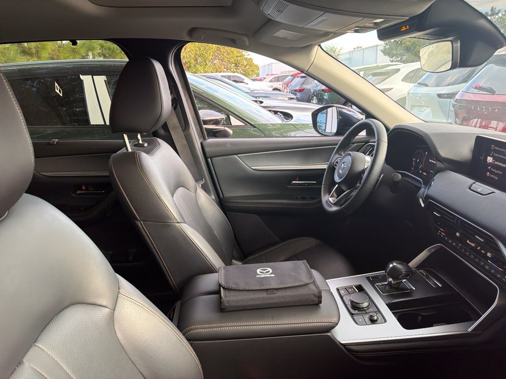 Used 2026 MAZDA CX-90 Plug-In Hybrid w/ Preferred AWD/4WD image 3