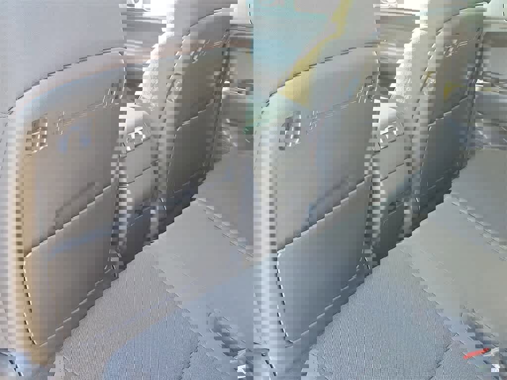 New 2026 Hyundai Santa Fe SE image 10