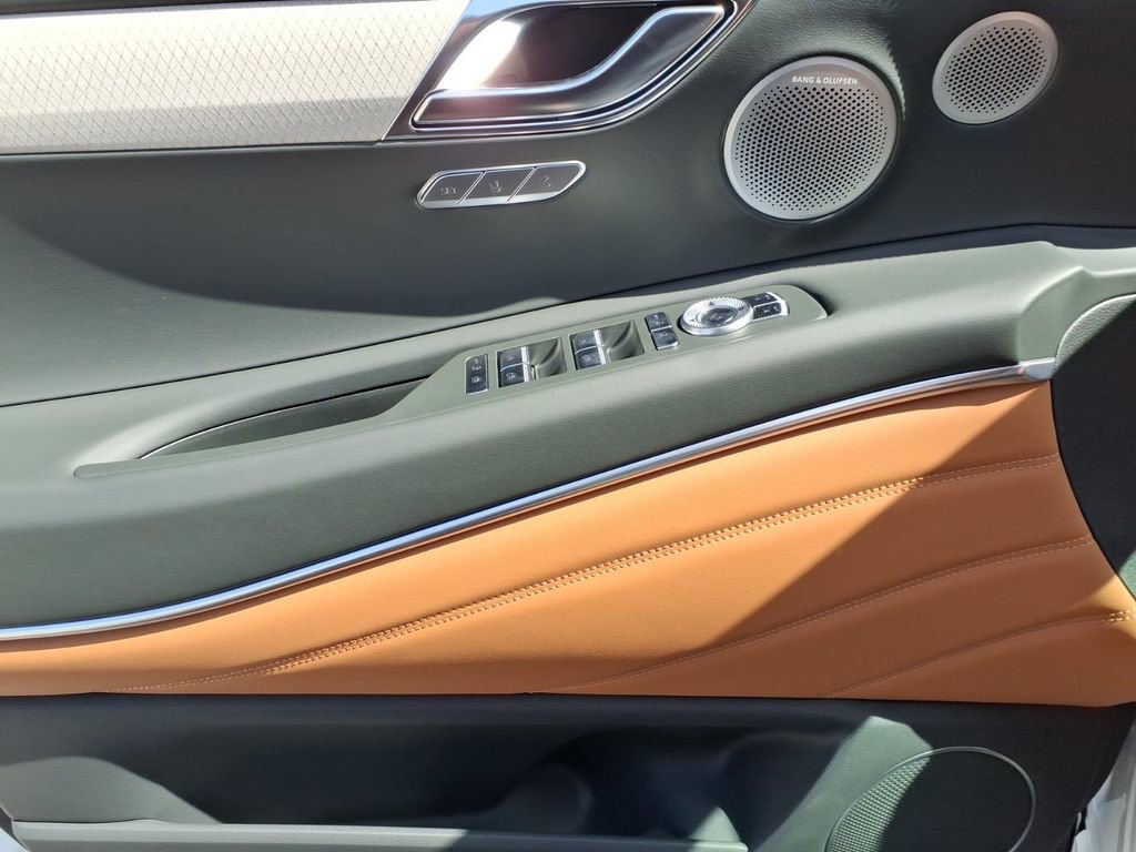 New 2026 Genesis GV80 2.5T Prestige image 14