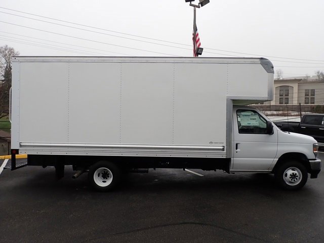 New 2026 Ford E-450 and Econoline 450 Super Duty w/ Power Equipment Group image 7