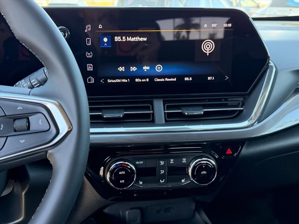 New 2026 Chevrolet Trax ACTIV w/ Driver Confidence Package image 11