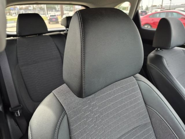 Used 2023 Kia Seltos S w/ Navigation Package image 12