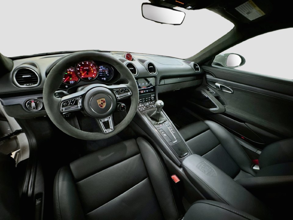 Certified 2025 Porsche 718 Cayman GTS RWD image 23