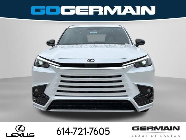 New 2026 Lexus TX 500h AWD image 3