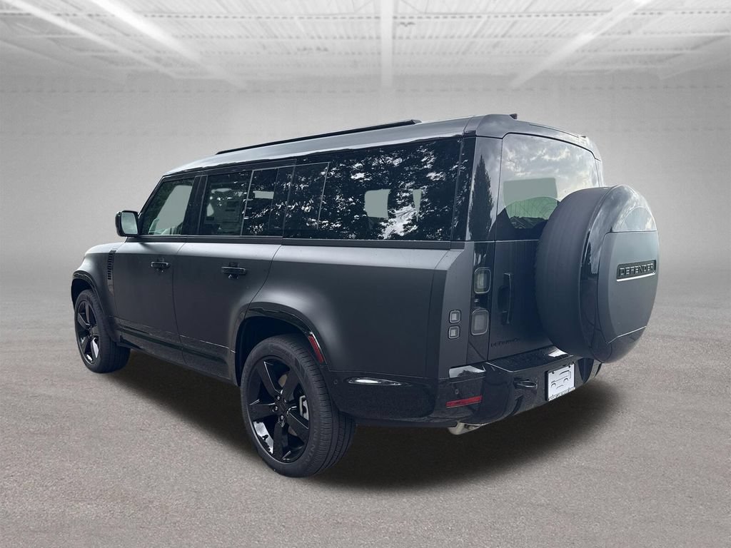 New 2026 Land Rover Defender 130 X-Dynamic SE AWD/4WD image 3