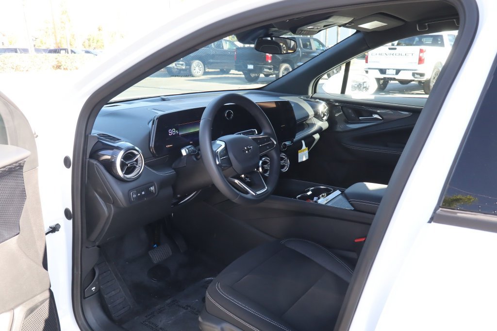 New 2026 Chevrolet Blazer EV LT w/ Midnight/Sport Edition FWD image 16