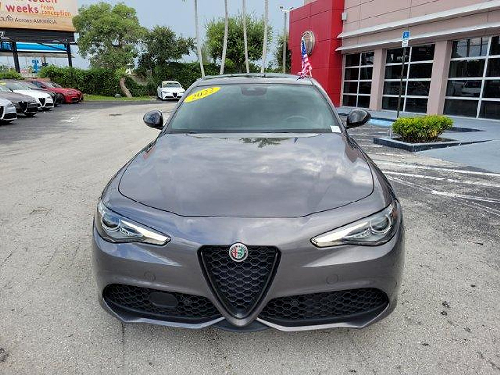 Used 2022 Alfa Romeo Giulia Veloce RWD image 2
