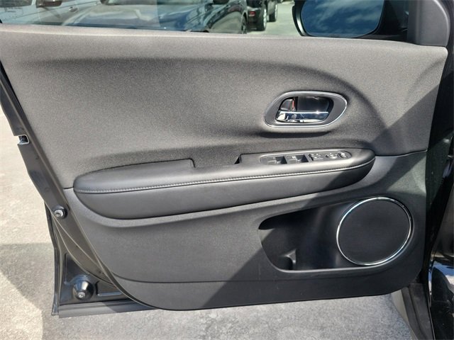 Used 2022 Honda HR-V EX image 12