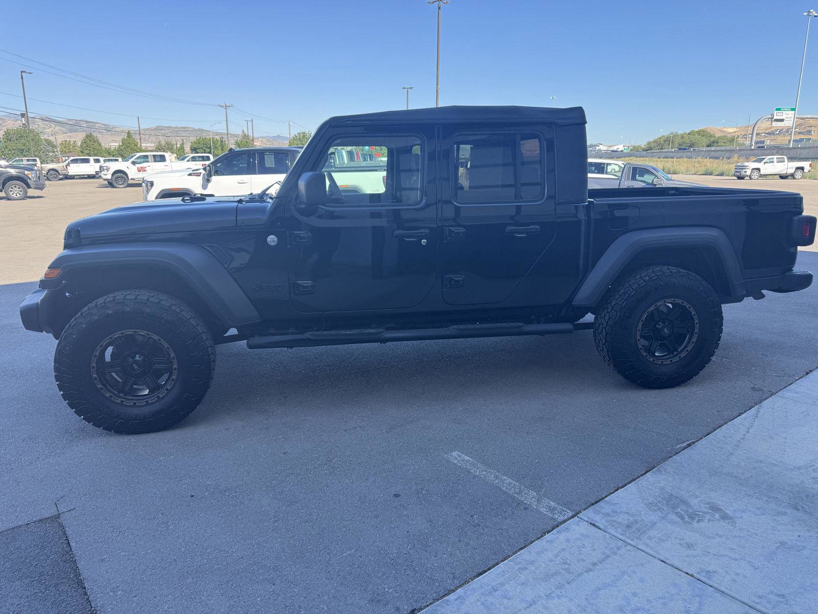 Used 2020 Jeep Gladiator Sport w/ Trailer Tow Package image 3