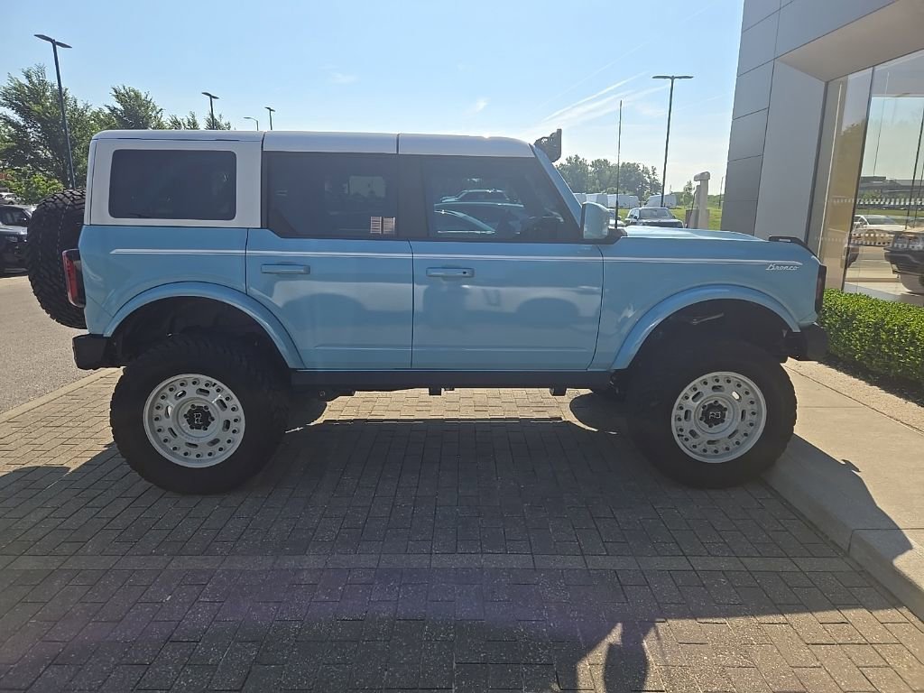 Used 2024 Ford Bronco Outer Banks AWD/4WD image 4