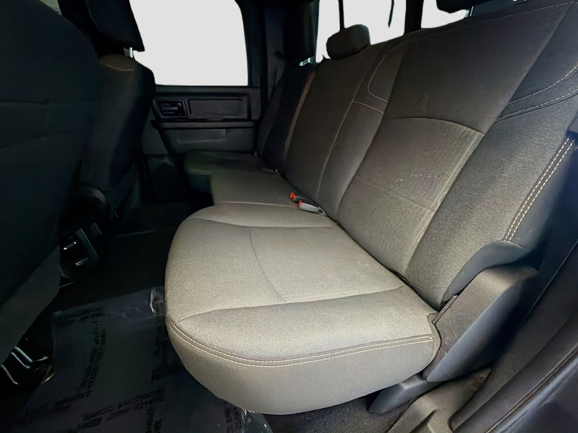 Used 2024 RAM 2500 Tradesman w/ Chrome Appearance Group image 13