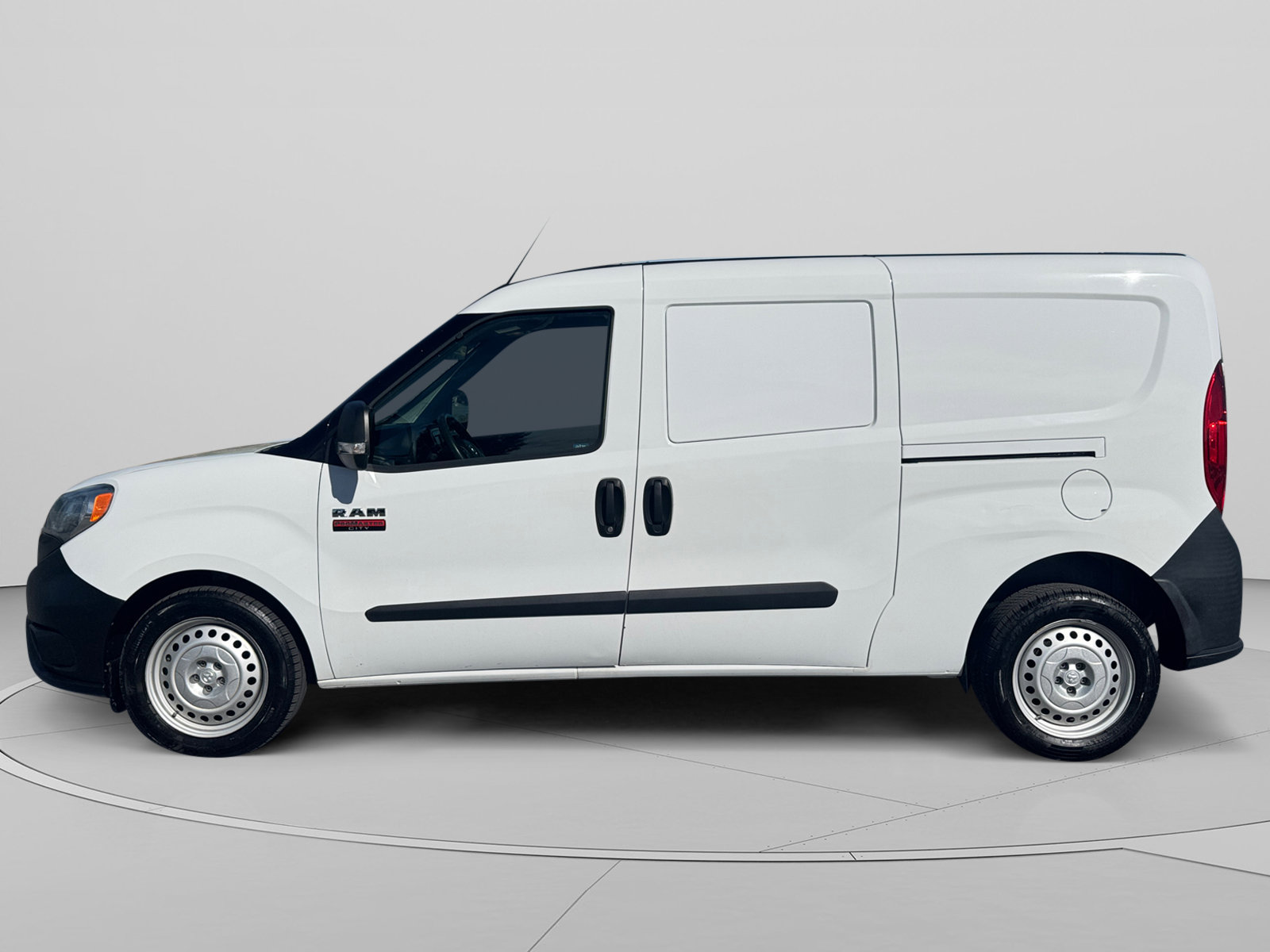 Used 2021 RAM ProMaster City Tradesman FWD image 2